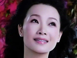 54岁吕薇近况曝光！曾15次上春晚，男友患癌症离世，如今婚姻成谜