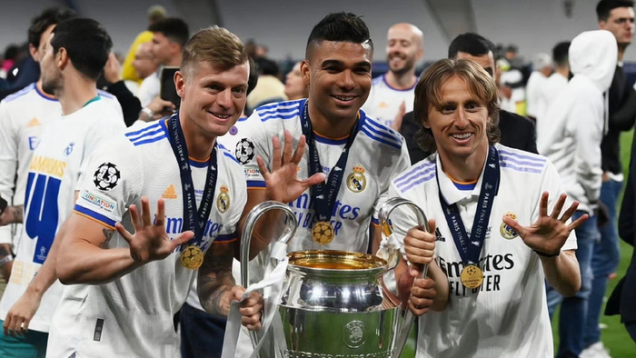 昔日皇马典礼中场,莫德里奇,克罗斯,卡塞米罗热身赛再聚首__财经头条