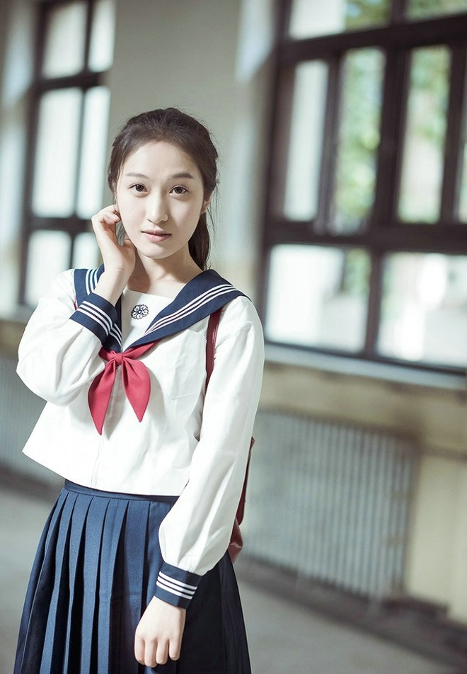 清纯学妹笑容可爱自信优雅唯美写真