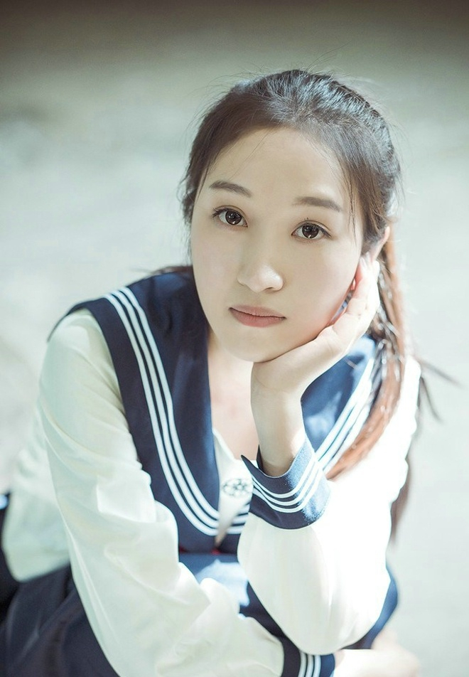清纯学妹笑容可爱自信优雅唯美写真