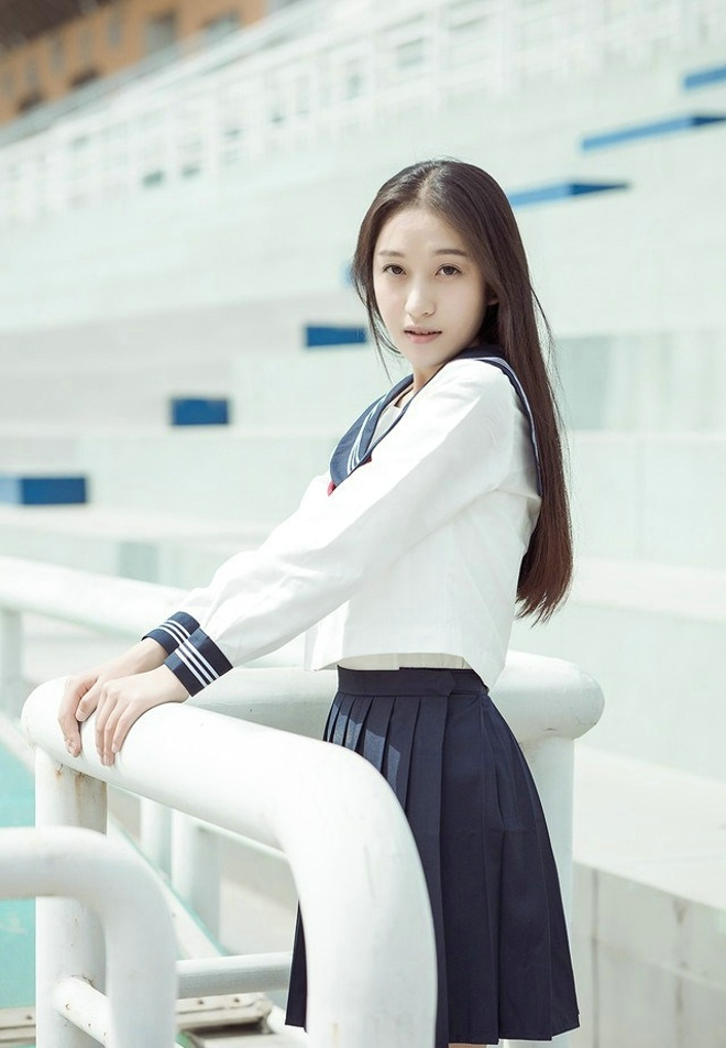 清纯学妹笑容可爱自信优雅唯美写真