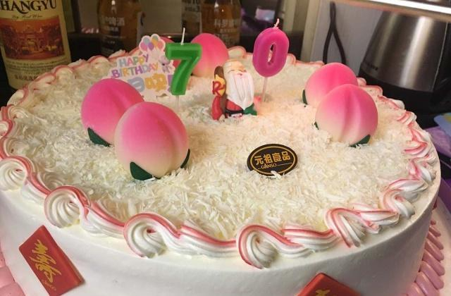 大伯70岁寿宴,总共15道菜,大部分为本地特色菜,只有当地人才懂|特色菜|牛仔骨_新浪新闻
