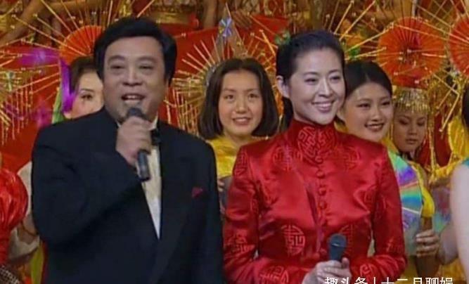 1991年春晚，倪萍用4张白纸撒了一个谎，“骗”了观众29年