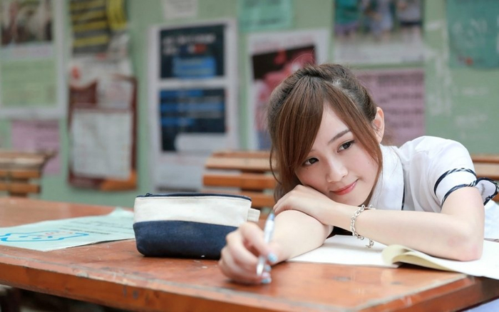 美女学生校园制服清纯优雅唯美写真