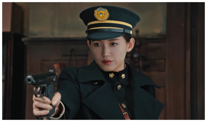 全程对着绿布演戏，眼睛都在冒绿光，这个女主有点牛！|苏青_新浪娱乐_新浪新闻