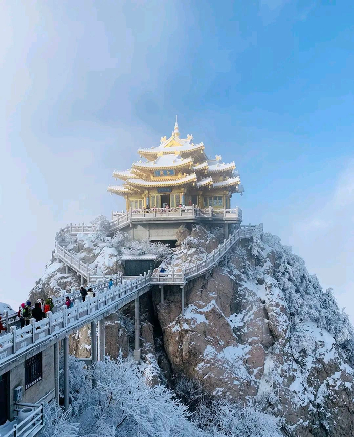 雪后的“老君山”美如仙境,犹如腾云驾雾
