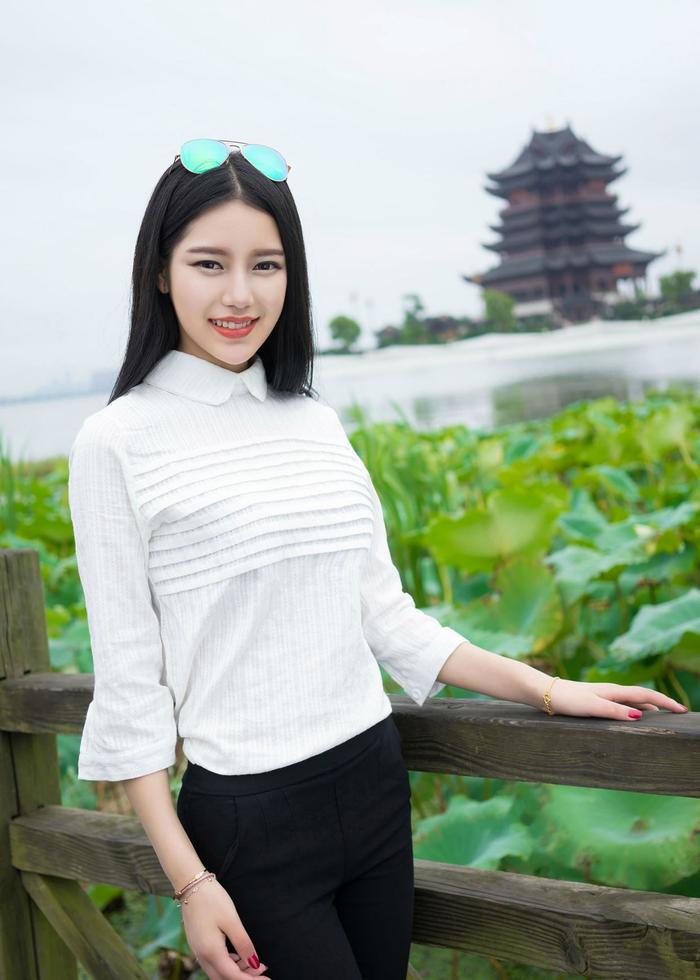 ửsssĶsss_