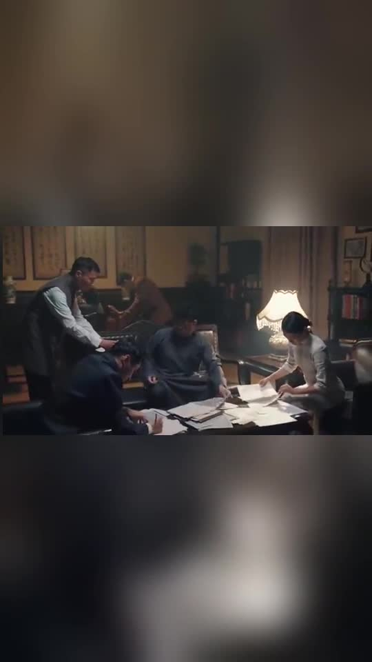 绝密使命:凌风接到电报,他看到电报后都直接站起来了