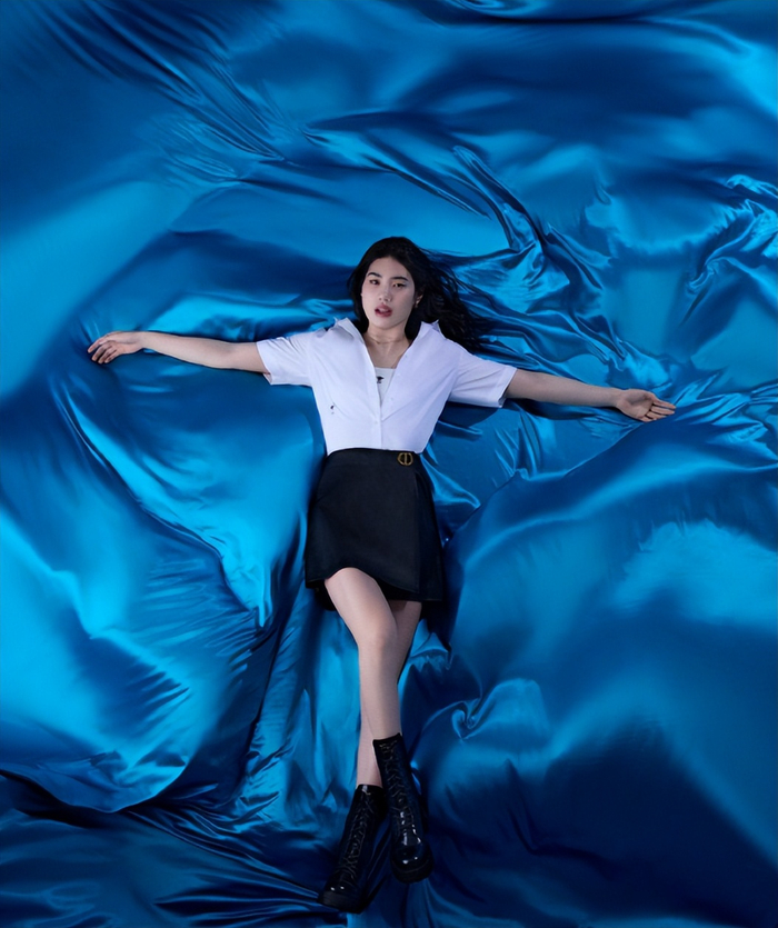 "蝶后"张雨霏奥运封面秀肌肉!将于7月28日至29日百米争夺金牌