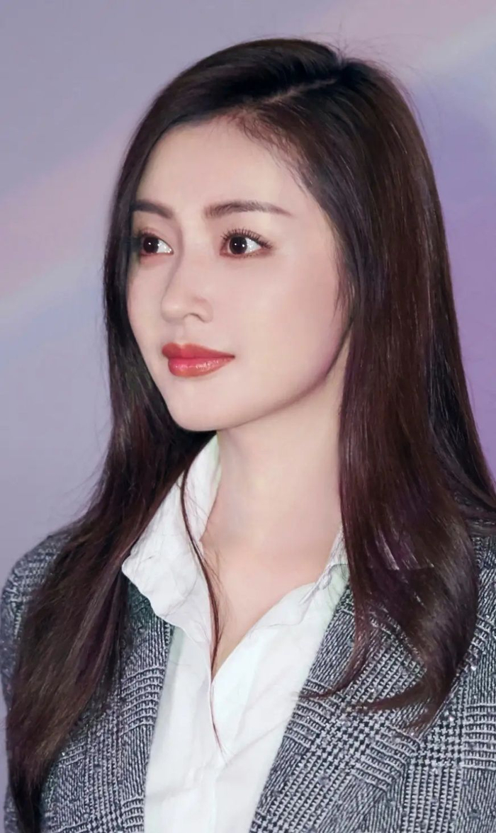 女星张天爱个人写真合集时尚优雅清新唯美