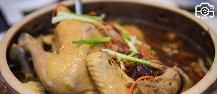 奉节非遗美食盬子鸡,化气为汤,味道独特,你会念“盬”字吗__财经头条__新浪财经