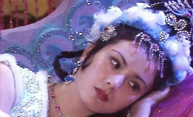 西游记里三只女狐狸,一个服侍牛魔王,一个跟老君的关系说不清!
