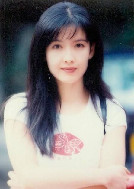 周慧敏,12张老照片,一代玉女掌门人,曾是无数男生的梦中情人
