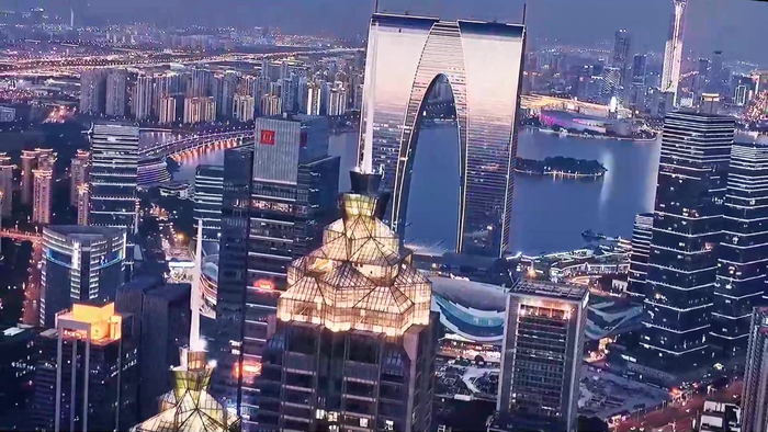 背负城市希望的年轻领袖与他的冠军征程