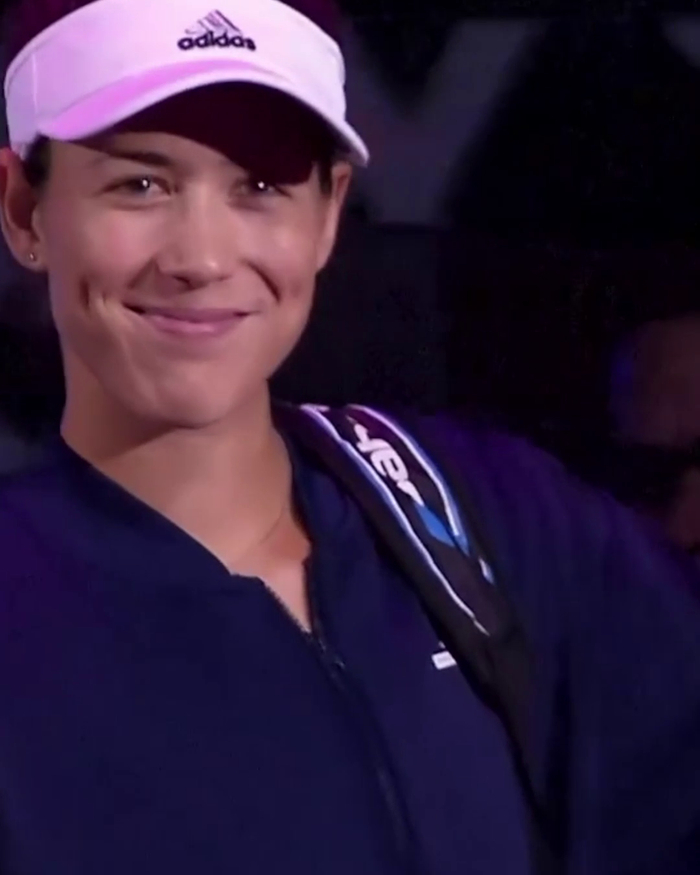 穆古拉扎正式宣布退役