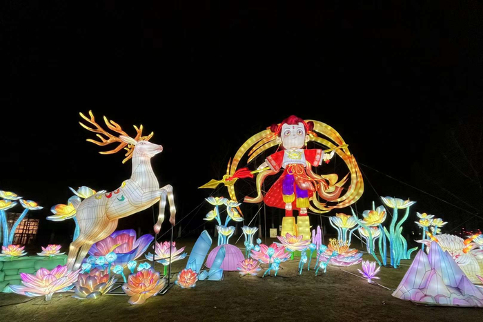 第八届武汉园博园花灯会即日起一直会陪伴大家到3月10日