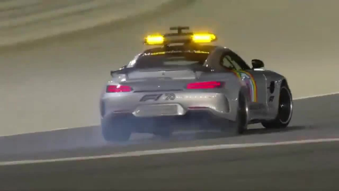 f1安全车amg-gtr赛场漂移show