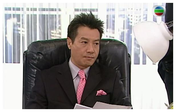 他都不会老！71岁石修出演富商 身材健硕容颜依旧