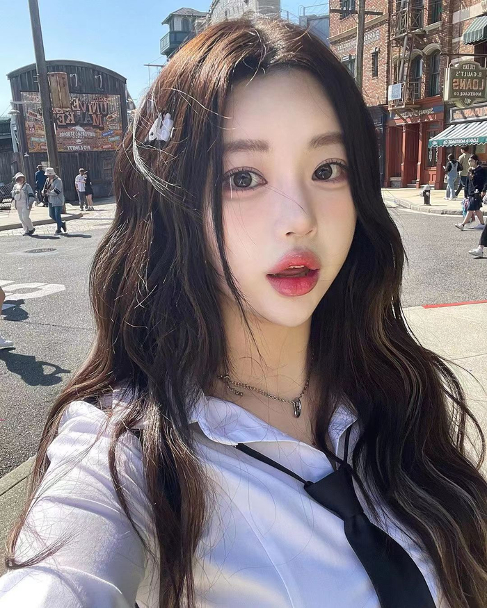 高颜值美女自拍