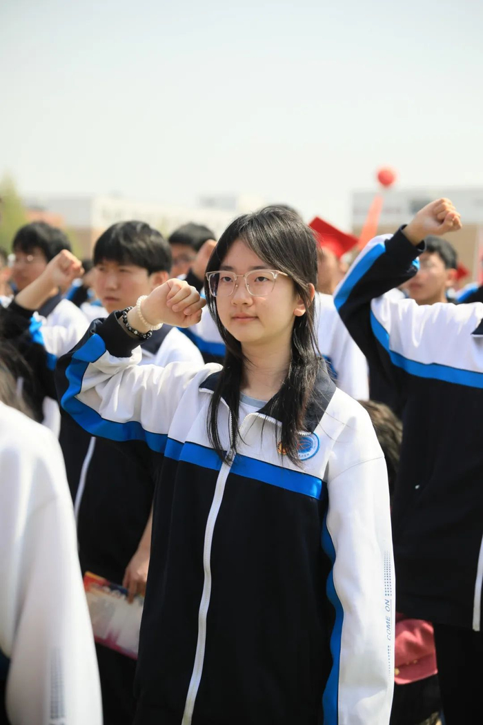 十八而志,筑梦青春,武邑宏达东方学校举行第四届成人礼活动