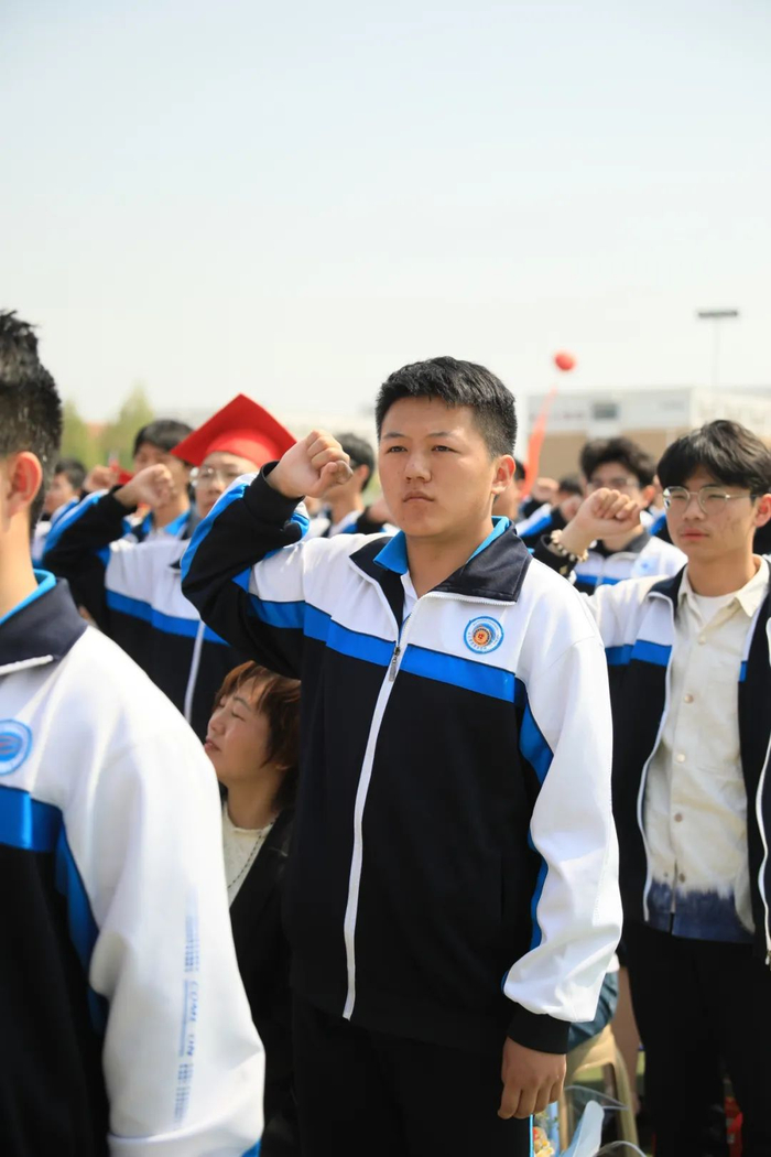 十八而志,筑梦青春,武邑宏达东方学校举行第四届成人礼活动