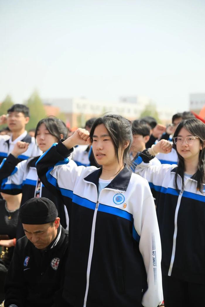 十八而志,筑梦青春,武邑宏达东方学校举行第四届成人礼活动