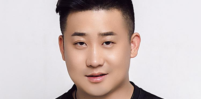 本山传媒里的小鹏飞是谁