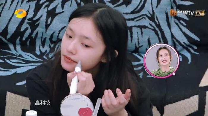 《我家那闺女》堪比李佳琦直播！盘点被林允王鸥种草的实用好物