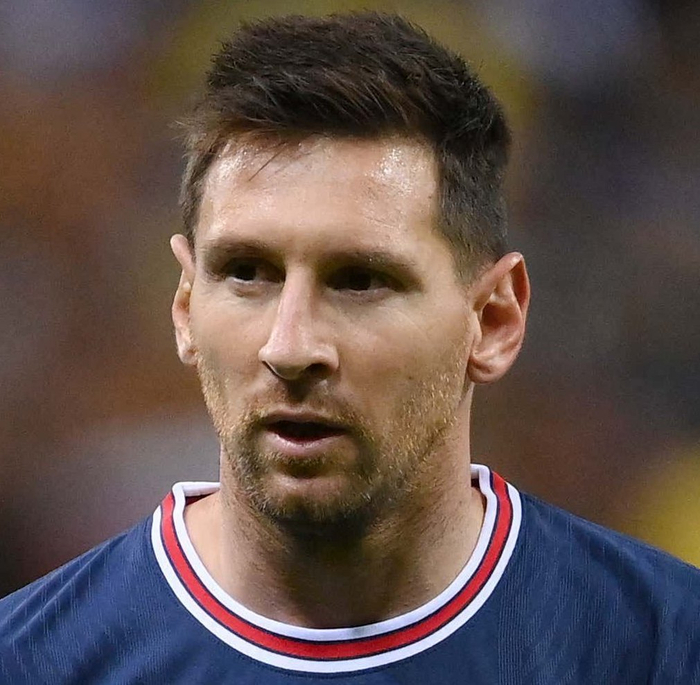 罗纳尔多有多喜欢梅西,认为他是这个年代最强的足球运动员