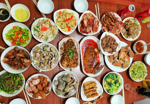 东北人家的家宴是这样的，满满都是家的味道