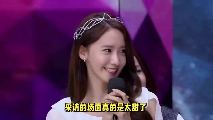 林更新林允儿早期同框采访甜翻回忆笑得合不拢嘴引热议