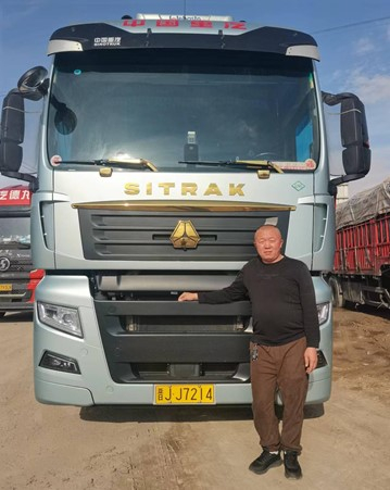 闫师傅为汕德卡g7s燃气车点赞|物流|德卡|师傅_新浪新闻