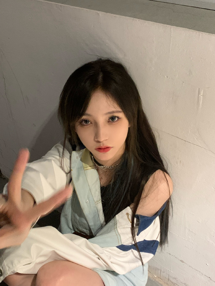 美女GNZ48-张润迷人美照欣赏,真好看啊