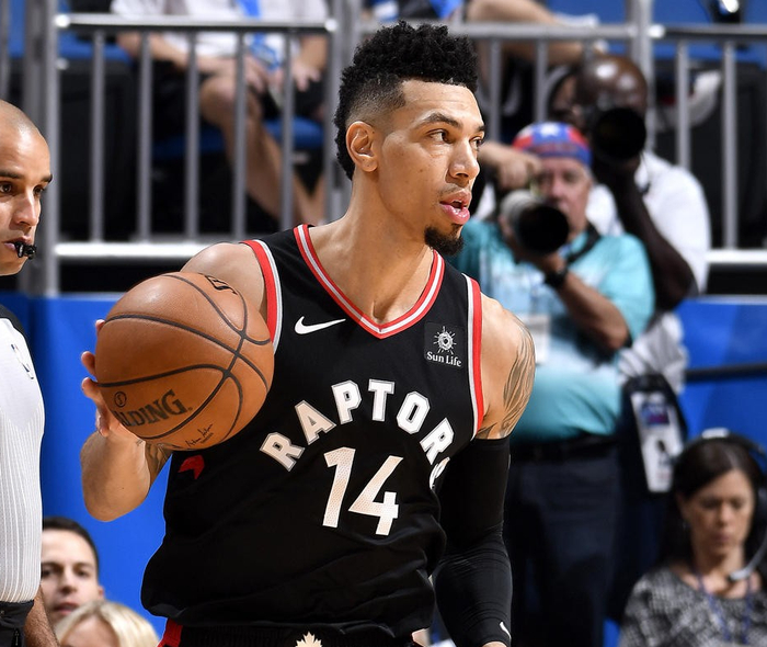 丹尼格林的职业生涯有3个总冠军,出道的时候差点被淘汰|丹尼格林|职业