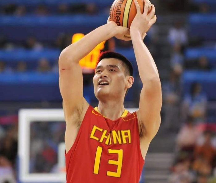 姚明cba时期最好的搭档刘伟,为何退役后没有选择担任主教练?