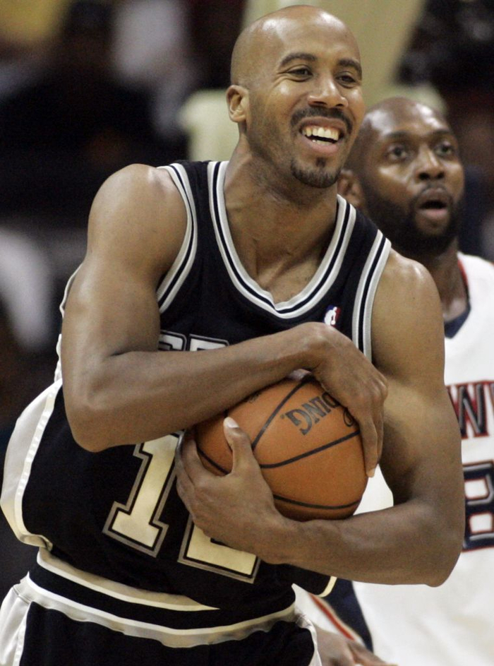 最强角色球员马刺鲍文随gdp获3次nba总冠军享受球衣退役