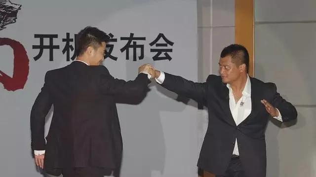 作为吴京的同门师兄弟的男演员寇占文现在为什么很少看到他了？__财经头条__新浪财经