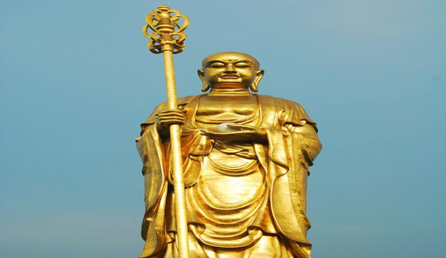 全球3座“神秘”雕像!2个位于中国,晚上能发金光?|佛像|佛泉寺|真善美|鲁山县|大观_新浪新闻