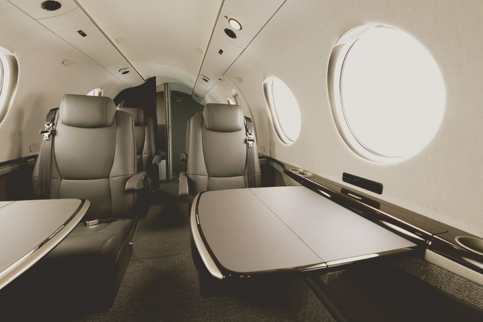 小桌板|公务机|机舱_新浪新闻