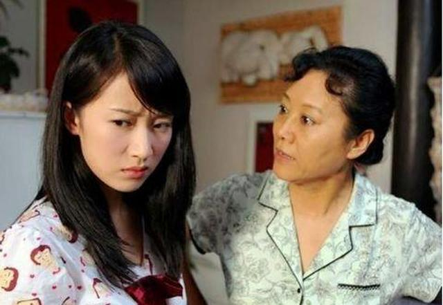 小叔子结婚,婆婆向我借彩礼钱,老公知道后直接把我赶回娘家