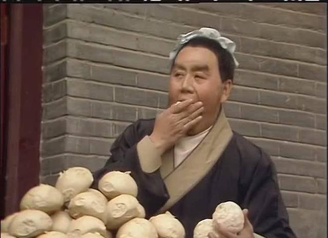 86版《西游记》高老庄那一集，你知道猴哥客串了老太婆吗？|六小龄童_新浪娱乐_新浪新闻