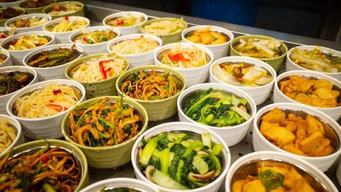 中式快餐行业创新模式:现场炒制,称重自选,小碗菜|快餐|小碗|食客