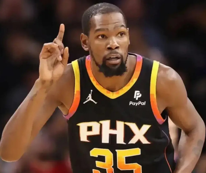 为何杜兰特被称之为"死神"?打谁都错位,就是这么强