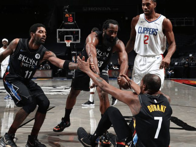 篮网官宣欧文离队交易完成