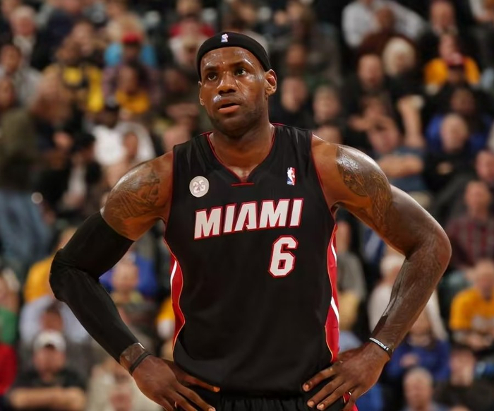 生涯骂名会少,韦德老了就离开,不厚道|热火队|詹姆斯|韦德_新浪新闻