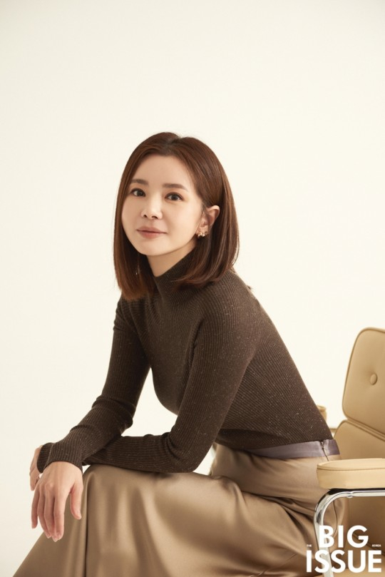 韩国女艺人张瑞希最新杂志写真曝光|张瑞希|杂志|韩国女艺人_新浪新闻