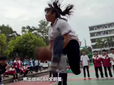 未来之星！广西高二女生一招神龙摆尾走红，将出战WCBA全明星