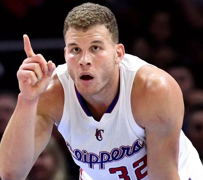 格里芬的实力依旧值得一份老将底薪,可惜现在待业家中,被迫退役|格里