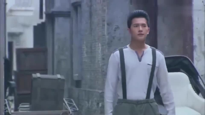 武间道:美玉私逃见念生,谁知被孔文涛发现,一枪将美玉打死