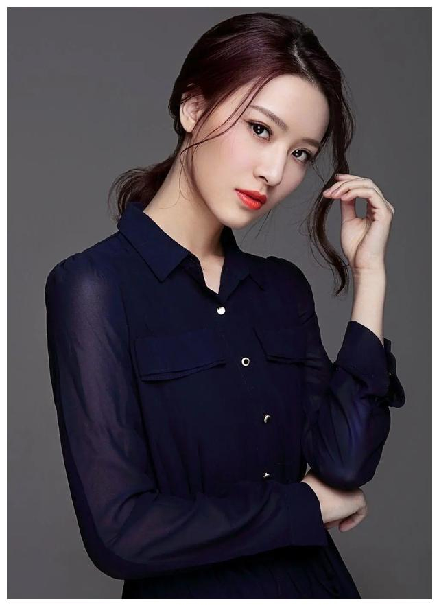 top9:毛晓慧,1996年2月10日出生于浙江省宁波市,中国内地影视女演员